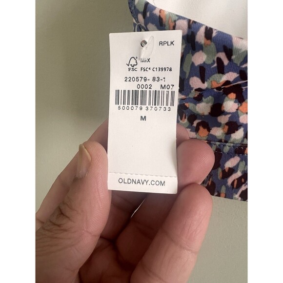 NWT Old Navy Active Power Press Go Dry  Sports Bra Women’s Size M Cross Back - Picture 3 of 3